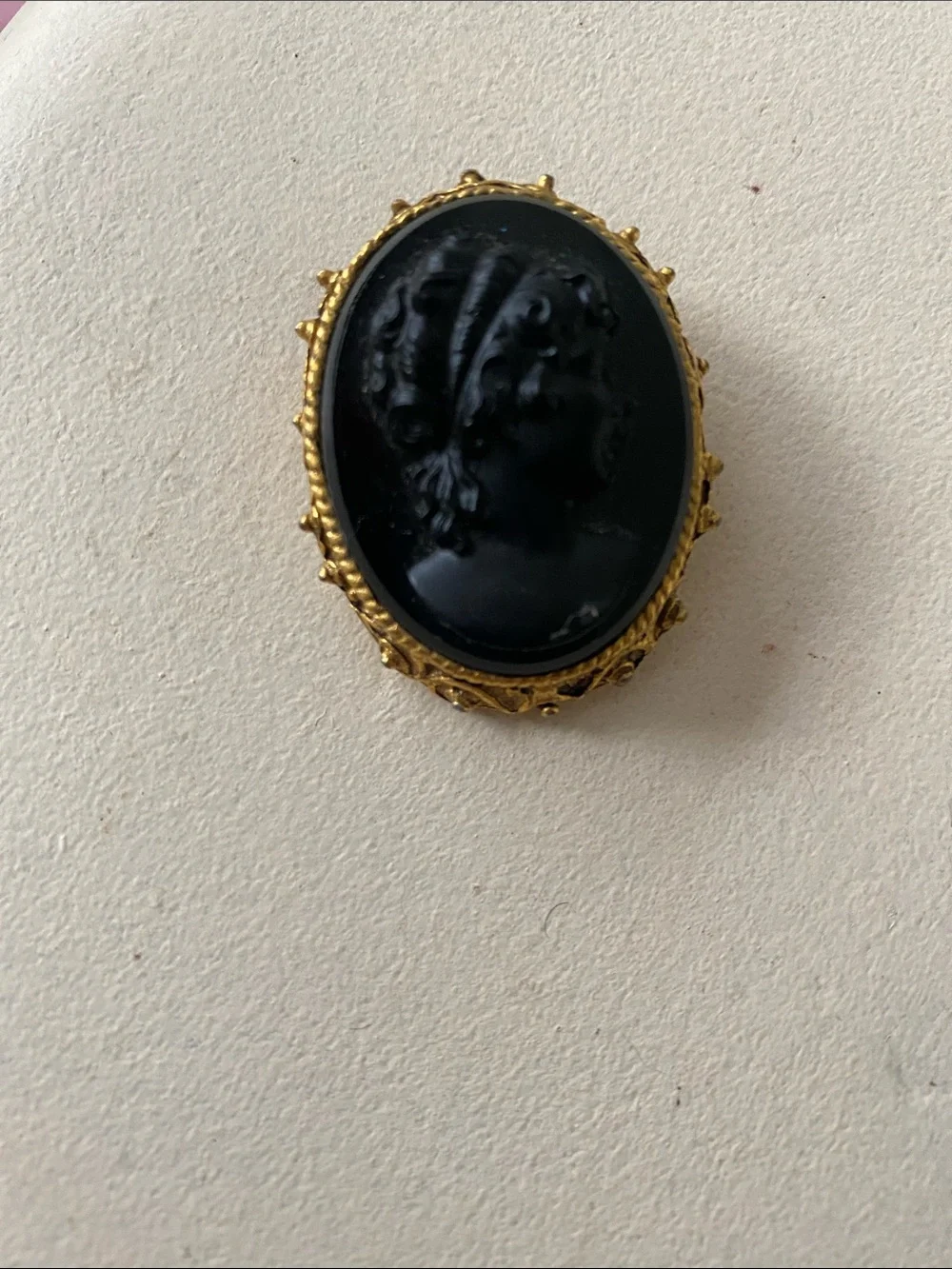 Vintage Mourning Gold  Frame Black Oval Cameo-Style Brooch-Right facing